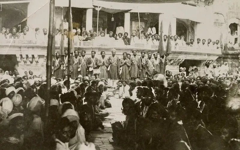 12th Shahidi Jatha ('Band of Martyrs') involved in the Jaito Morcha (agitation) takes its 